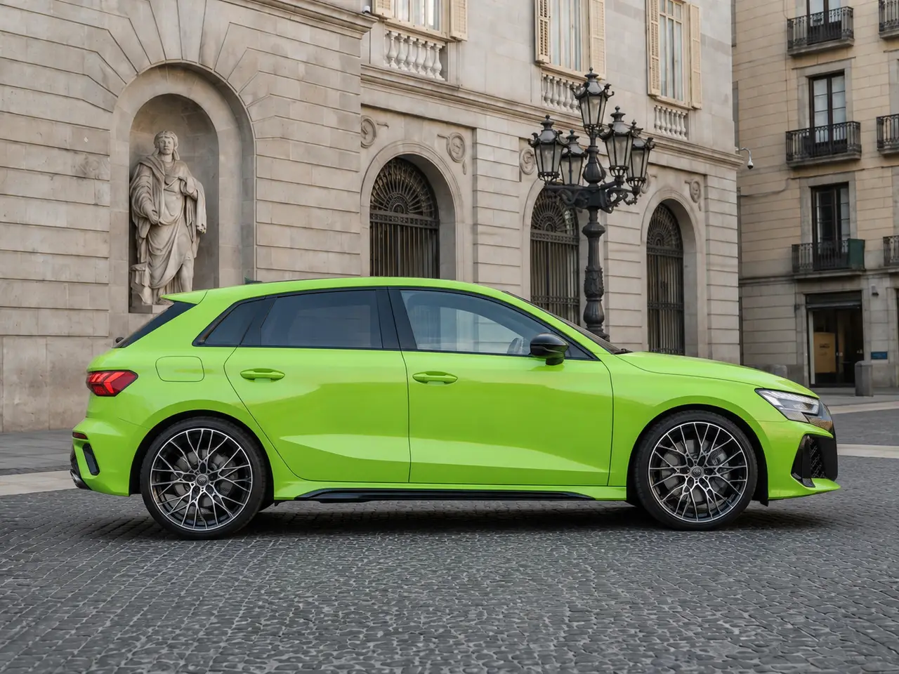 Audi RS3 Restyling 2025, Frontansicht — Munich Luxury Cars, München. Der Audi RS3 Restyling verbindet die Kompaktheit eines Alltagsautos mit der Leistung…