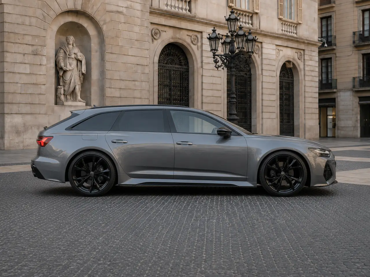 Audi RS6 2022, Frontansicht — Munich Luxury Cars, München. Der Audi RS6 ist kein Zweisitzer-Showstück, sondern ein Kombi mit 591 PS – gebaut für…