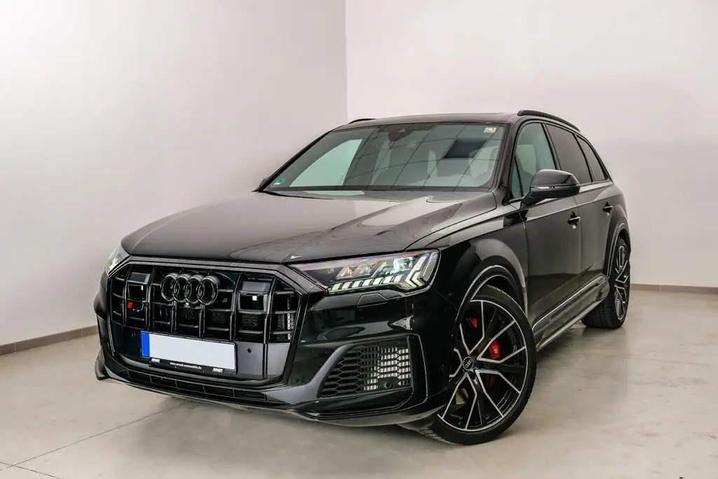Audi SQ7 2025, Innenraum — Munich Luxury Cars, München. Der Audi SQ7 verbindet die Statur eines großen SUV mit der Leistung eines Sportwagens:…