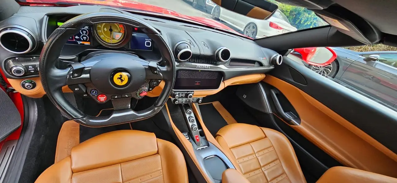 Ferrari Portofino M 2023, Außenansicht — Munich Luxury Cars, München. Der Ferrari Portofino M verbindet die Leistungsfähigkeit eines echten Sportwagens mit dem…