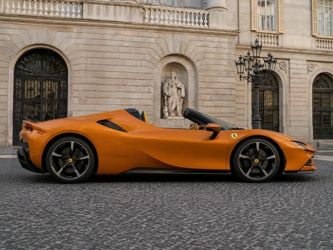 Ferrari SF90 Spider Tailor Made 2025, Frontansicht — Munich Luxury Cars, München. Der Ferrari SF90 Spider in der Tailor Made Ausführung ist die offene Variante des…