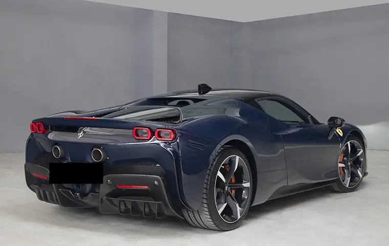 Ferrari SF90 Stradale 2025, Innenraum — Munich Luxury Cars, München. Der Ferrari SF90 Stradale steht für die kompromisslose Spitze der Marke: 1000 PS, zwei…