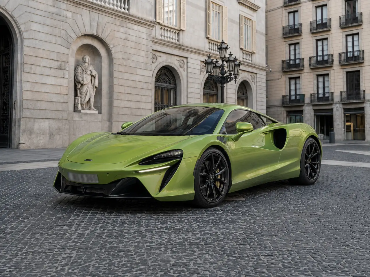 McLaren Artura Spider 2024 — Munich Luxury Cars, München. Der McLaren Artura Spider verbindet Hybridtechnologie mit offenem Fahren auf einem…
