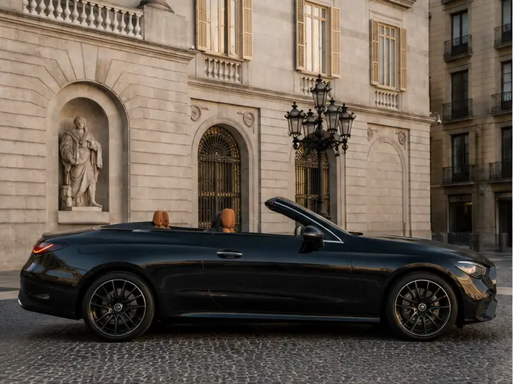 Mercedes Benz CLE 300 Cabriolet AMG Premium 2025, Frontansicht — Munich Luxury Cars, München. Das Mercedes-Benz CLE 300 Cabriolet AMG Premium aus 2025 verbindet die klassische…