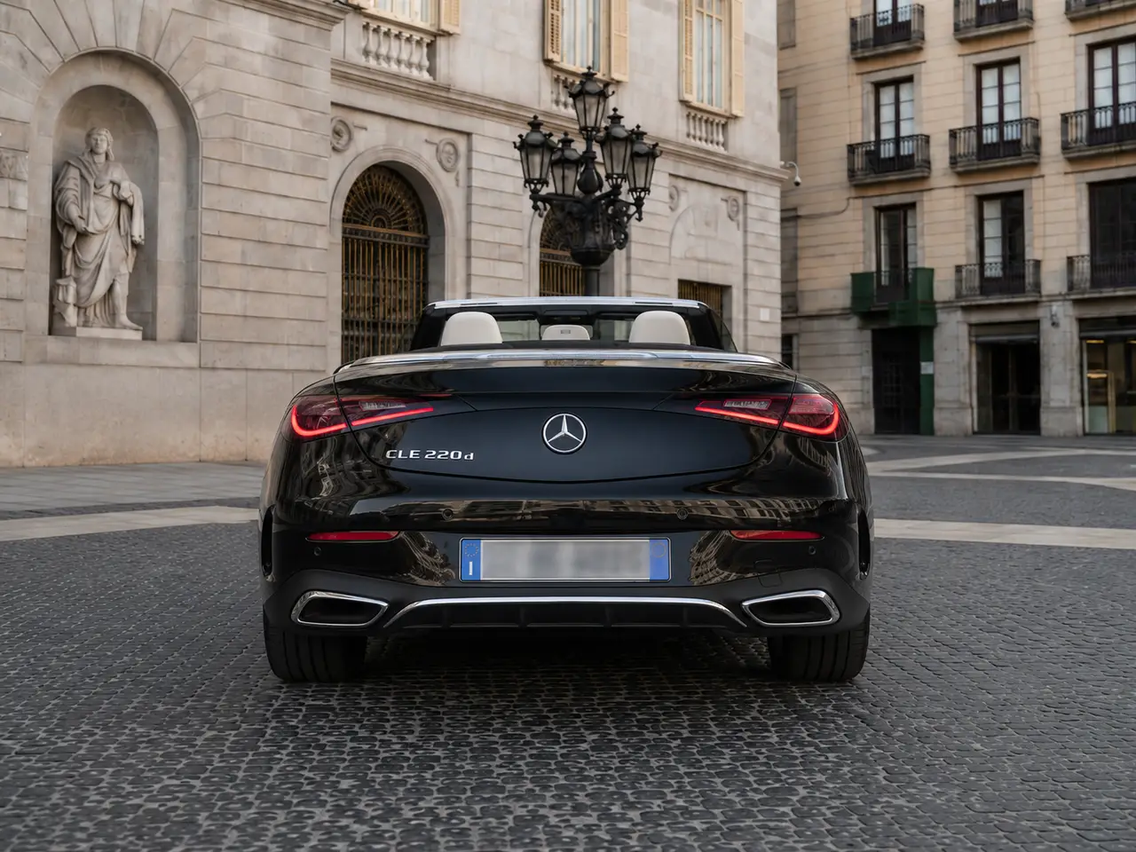 Mercedes Benz CLE Cabrio 2025, Heckansicht — Munich Luxury Cars, München. Das Mercedes Benz CLE Cabrio verkörpert eine ruhige Form von Souveränität: 258 PS reichen…