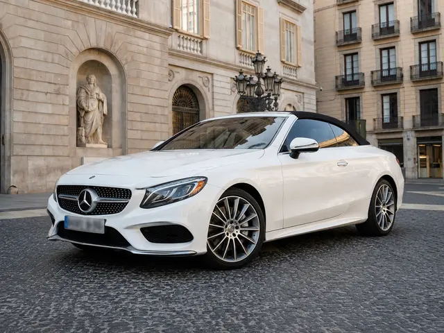 Mercedes Benz S560 Cabrio 2021 — Munich Luxury Cars, München