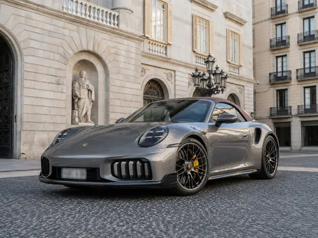 Porsche 911 992 Carrera Turbo S Cabrio 2026 — Munich Luxury Cars, München