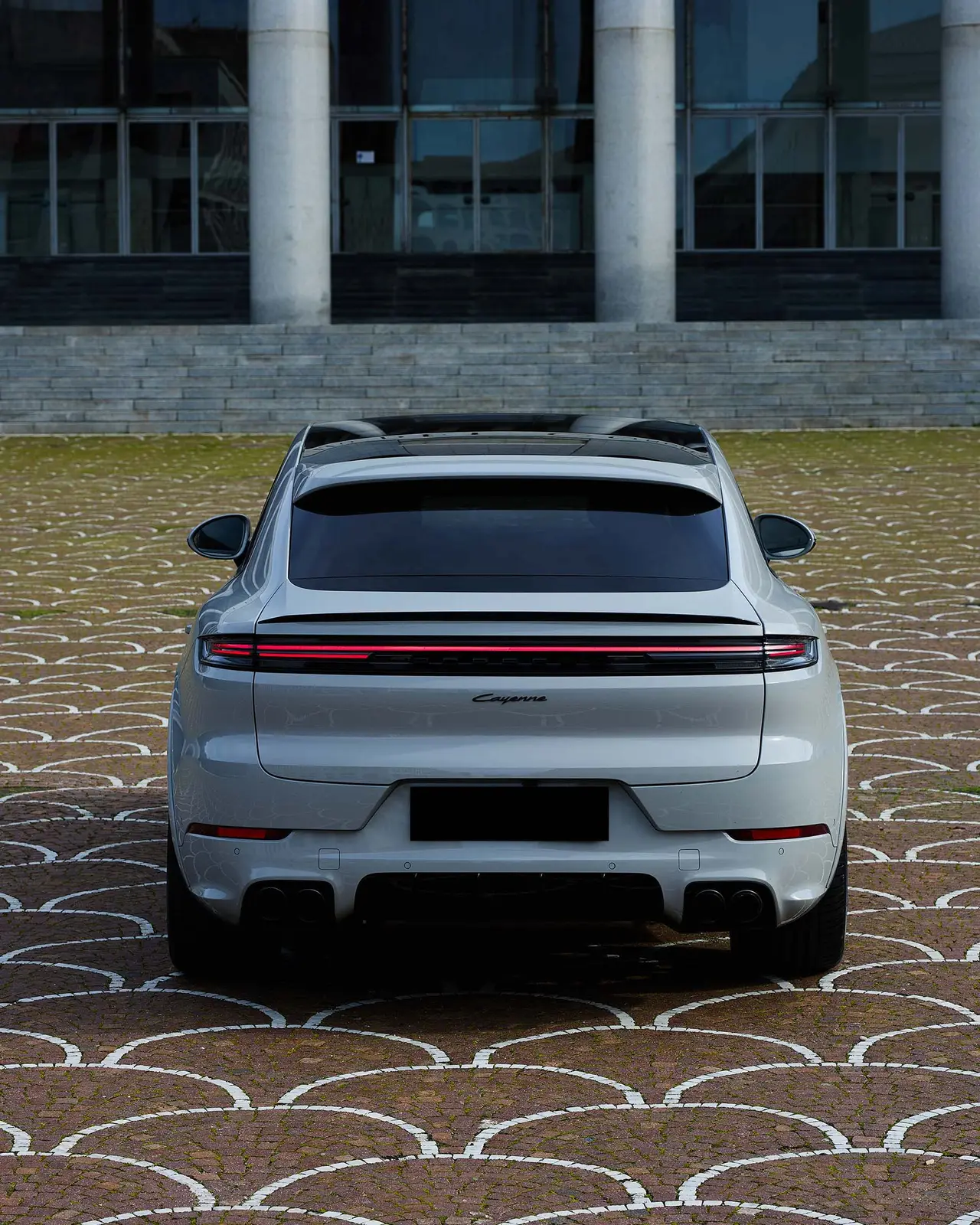 Porsche Cayenne 2025, Innenraum — Munich Luxury Cars, München. Der Porsche Cayenne verbindet die Fahrpräzision der Sportwagenmarke mit dem Platzangebot…
